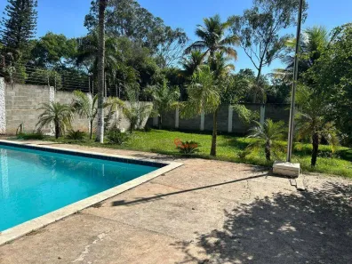 Fazenda/Sítio com 3 Quartos à venda, 330m² no Jardim Santa Alice, Santa Bárbara D'Oeste