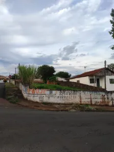 Lote/Terreno com 1 Quarto à venda, 360m² no Vila Salomé, Cambé