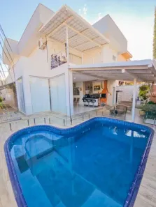 Sobrado com 3 Quartos à venda, 390m² no Loteamento Portal do Sol II, Goiânia
