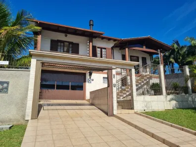 Casa com 3 Quartos à venda, 212m² no Jardim Angélica, Criciúma