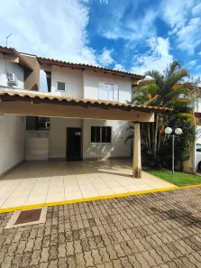 Casa de Condomínio com 3 Quartos à venda, 163m² no Carandá Bosque, Campo Grande
