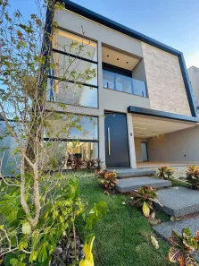 Casa com 3 Quartos à venda, 270m² no Parque Universitário, Franca