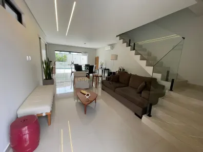 Casa de Condomínio com 3 Quartos à venda, 245m² no Urbanova, São José dos Campos