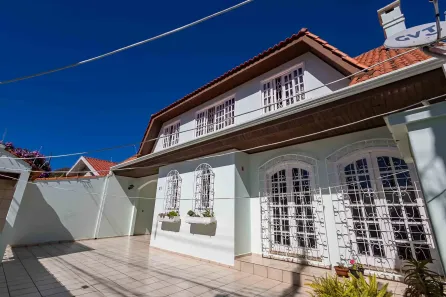 Casa com 5 Quartos à venda, 327m² no Portão, Curitiba