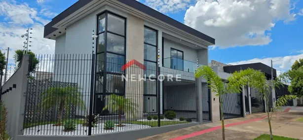Sobrado com 3 Quartos à venda, 199m² no Jardim Itália II, Maringá