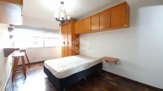 Kitnet com 1 Quarto para alugar, 35m² no Centro Histórico, Porto Alegre