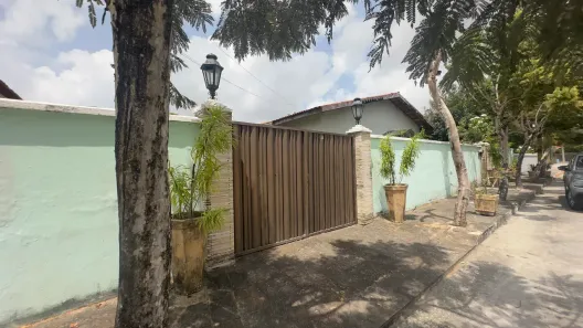Casa com 3 Quartos à venda, 280m² no Guaribas, Eusébio