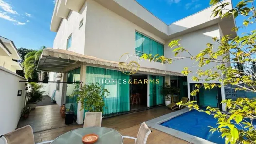 Sobrado com 4 Quartos à venda, 497m² no Residencial Granville, Goiânia