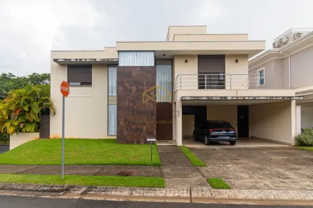 Sobrado com 3 Quartos à venda, 330m² no Swiss Park, Campinas