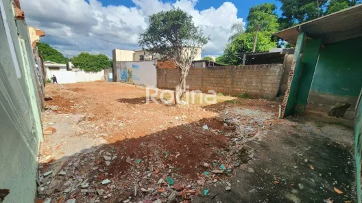 Lote/Terreno à venda, 400m² no Tibery, Uberlândia