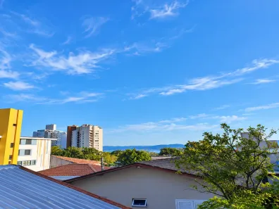 Casa com 2 Quartos à venda, 82m² no Agronômica, Florianópolis