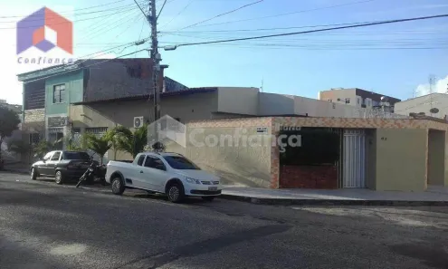 Casa com 4 Quartos à venda, 240m² no Amadeu Furtado, Fortaleza