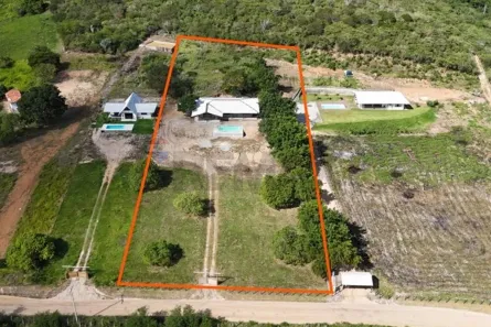 Fazenda/Sítio com 4 Quartos à venda, 337m² no KM IV, Jequié