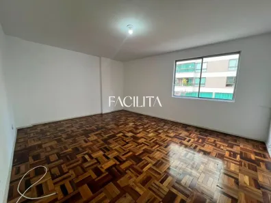 Apartamento com 3 Quartos para alugar, 93m² no Centro, Florianópolis