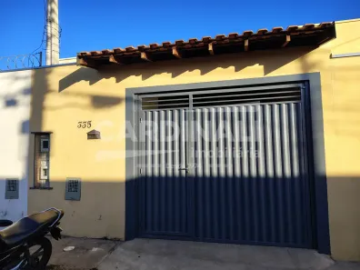 Casa com 2 Quartos para alugar, 80m² no Vila Brasília, São Carlos