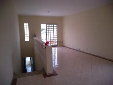 Casa com 3 Quartos à venda, 324m² no Vila Nova Manchester, São Paulo