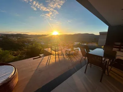 Casa de Condomínio com 3 Quartos para venda ou aluguel, 345m² no Mirante da Mata, Nova Lima