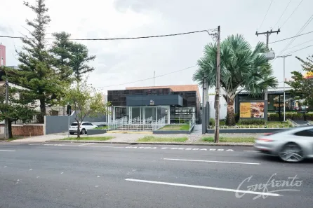 Ponto Comercial para alugar, 662m² no Ahú, Curitiba