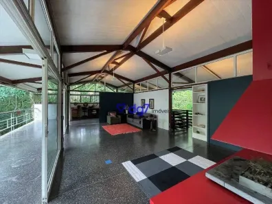 Casa de Condomínio com 3 Quartos à venda, 380m² no Chácara do Refúgio, Carapicuíba