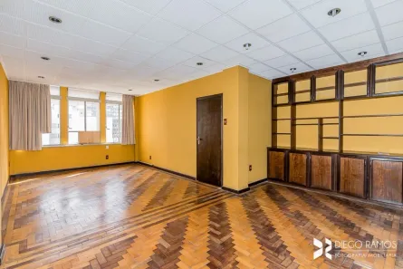 Sala Comercial para alugar, 129m² no Centro Histórico, Porto Alegre