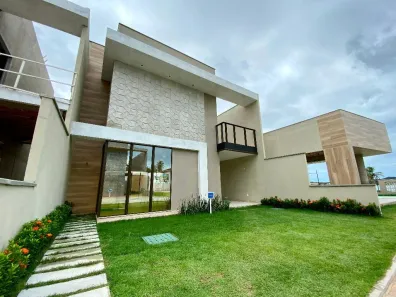 Casa com 3 Quartos à venda, 148m² no Lagoa Redonda, Fortaleza