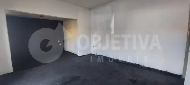 Ponto Comercial para alugar, 122m² no Vigilato Pereira, Uberlândia