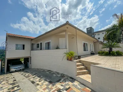 Casa com 3 Quartos à venda, 244m² no Centro, Santo Amaro da Imperatriz