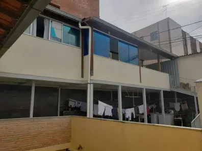 Casa com 3 Quartos para alugar, 200m² no Renascença, Belo Horizonte
