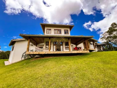 Fazenda/Sítio com 5 Quartos à venda, 1000000m² no Caxixe, Venda Nova do Imigrante