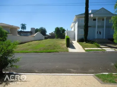 Lote/Terreno à venda, 836m² no Jardim Colonial, Bauru