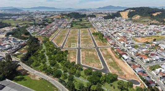 Lote/Terreno à venda, 200m² no Bela Vista, Palhoça