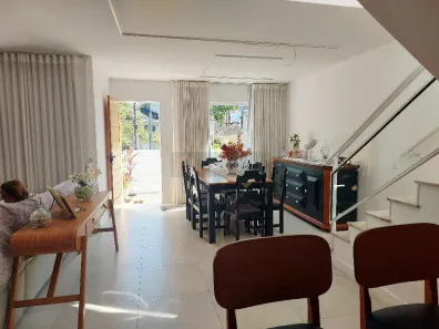 Casa de Condomínio com 4 Quartos à venda, 10m² no Maravista, Niterói