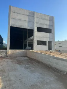 Galpão/Depósito/Armazém para alugar, 499m² no Vila Becker, Santo Amaro da Imperatriz
