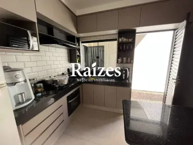 Casa com 3 Quartos à venda, 198m² no Jardim das Palmeiras, Uberlândia