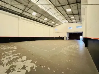 Galpão/Depósito/Armazém à venda, 950m² no Parque das Nações, Santo André