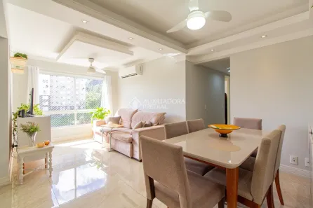 Apartamento com 3 Quartos à venda, 80m² no Jardim Carvalho, Porto Alegre