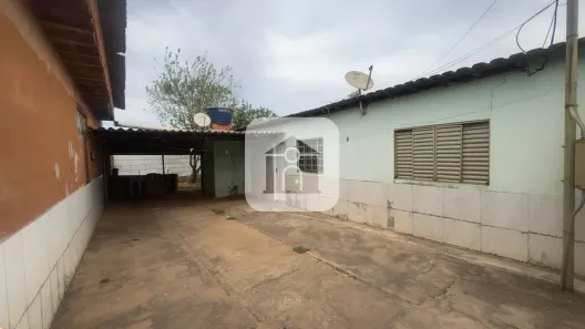 Casa com 2 Quartos à venda, 102m² no Maria Eugênia, Araguari