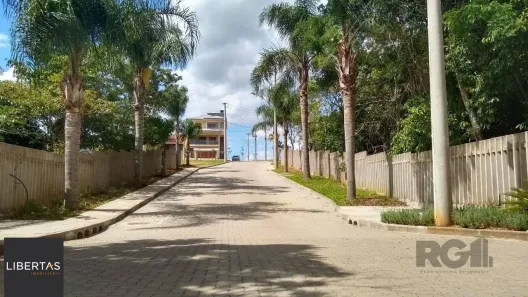 Lote/Terreno à venda, 244m² no Campo Novo, Porto Alegre