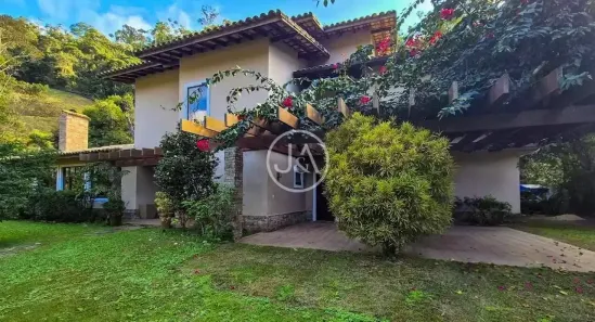 Casa com 4 Quartos para alugar, 450m² no Pedro do Rio, Petrópolis