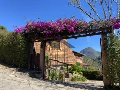 Casa de Condomínio com 3 Quartos à venda, 93m² no Corrêas, Petrópolis