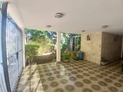 Casa com 3 Quartos à venda, 300m² no Vila Alexandria, São Paulo