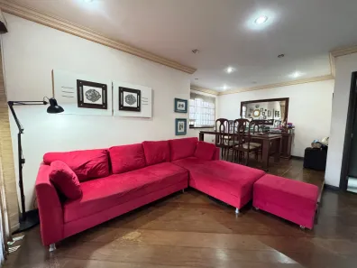 Casa com 3 Quartos à venda, 231m² no Igapó, Londrina
