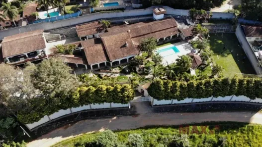 Fazenda/Sítio com 7 Quartos à venda, 1800m² no Parque Realeza, Cotia
