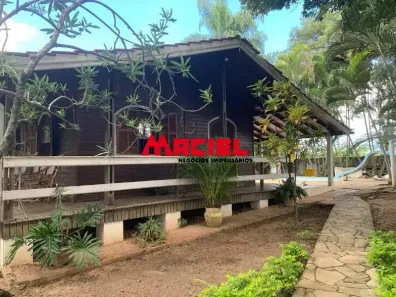Fazenda/Sítio com 4 Quartos à venda, 250m² no Recanto dos Camargos, Caçapava