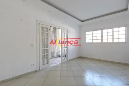Sobrado com 4 Quartos à venda, 272m² no Jardim Santa Clara, Guarulhos