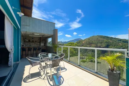Casa com 4 Quartos à venda, 450m² no Barra do Imbuí, Teresópolis