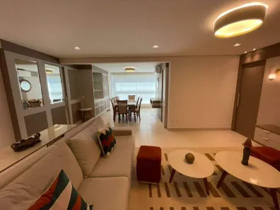 Apartamento com 3 Quartos para alugar, 200m² no São Sebastião, Uberaba