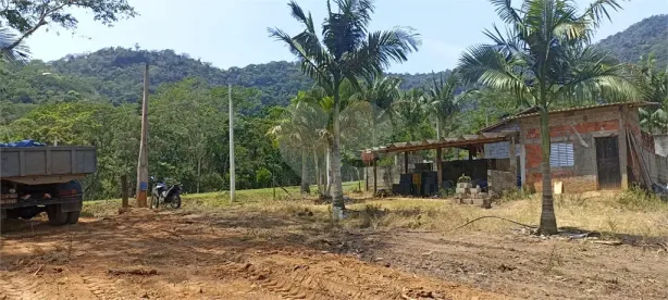Lote/Terreno à venda, 750m² no Centro, Itariri