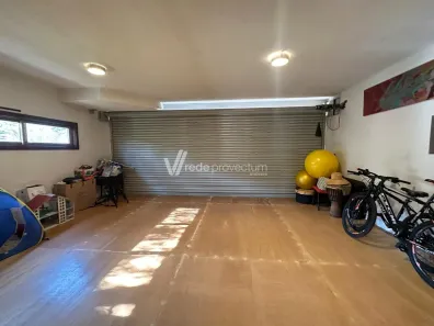 Fazenda/Sítio com 3 Quartos à venda, 274m² no Village Campinas, Campinas
