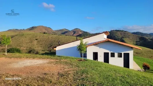 Fazenda/Sítio com 4 Quartos à venda, 150m² no Monte Verde, Juiz de Fora
